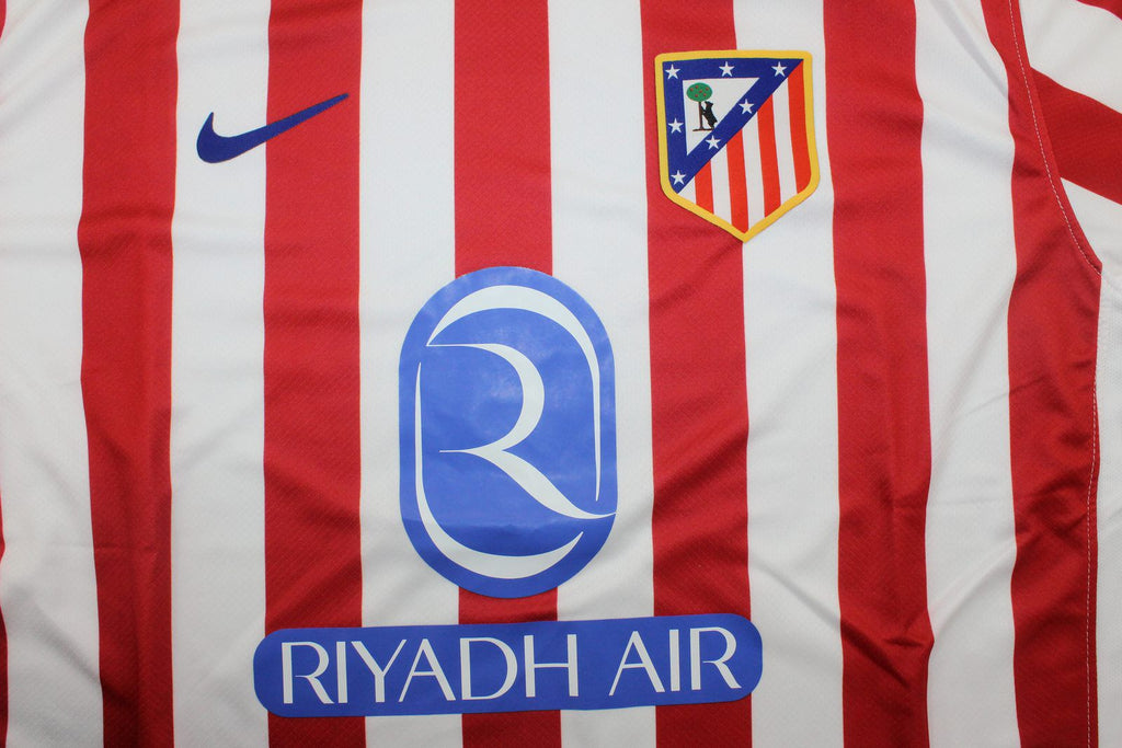 Atletico de Madrid 2025/26 Local versión Jugador