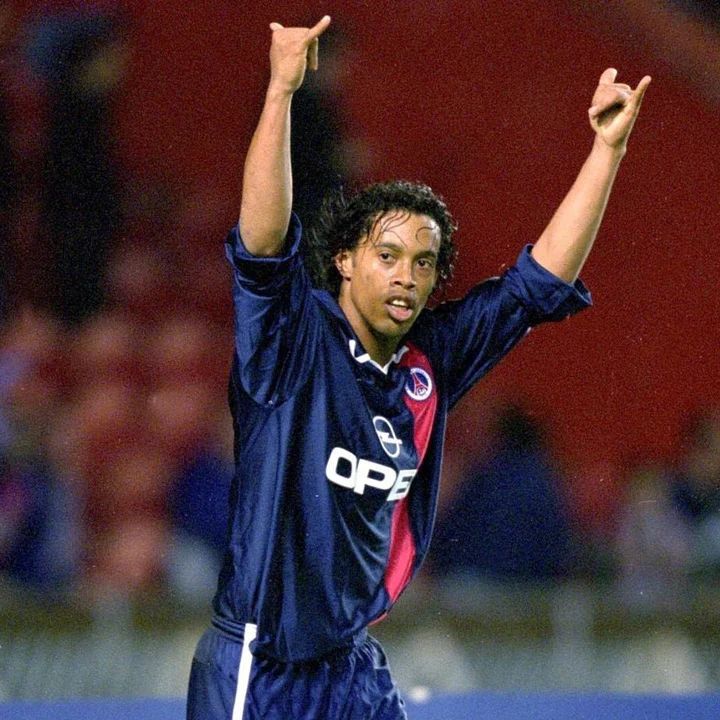 Paris Saint-Germain 2001/02 Local