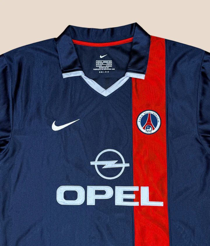 Paris Saint-Germain 2001/02 Local