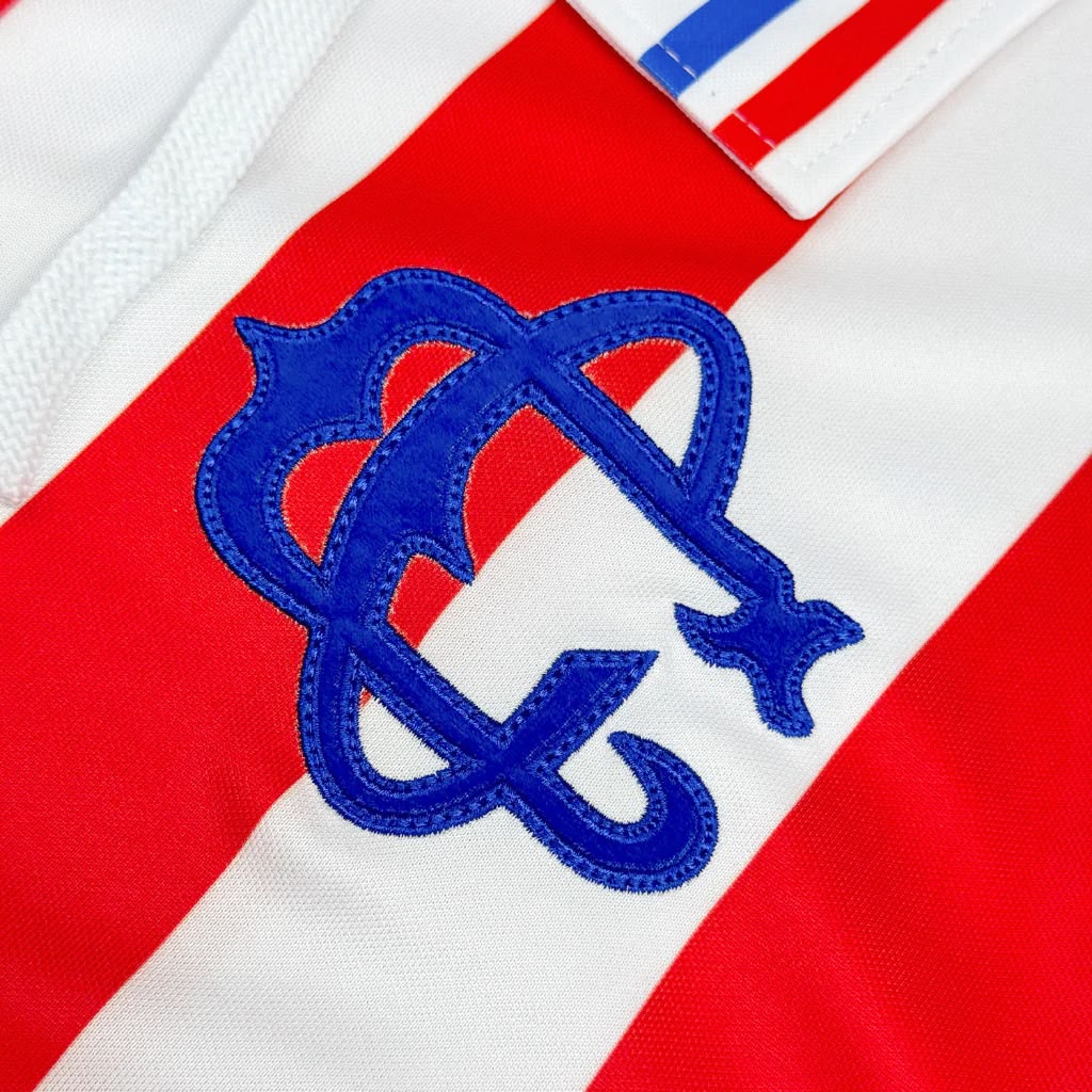 Chivas 110 años local