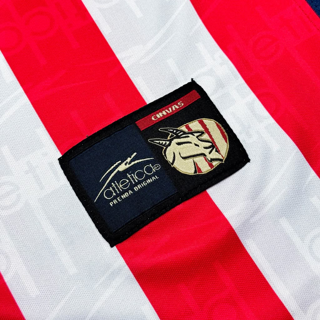 Chivas 1999/00 local